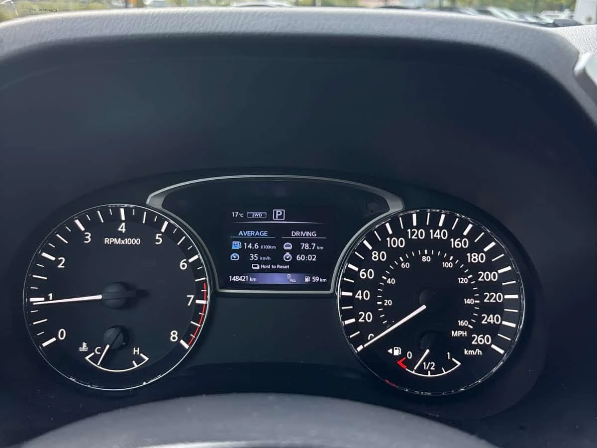 Nissan Pathfinder * 4WD 4dr * ПАНО* ПОДГРЕВ* KEYLESS* , снимка 8 - Автомобили и джипове - 53968269