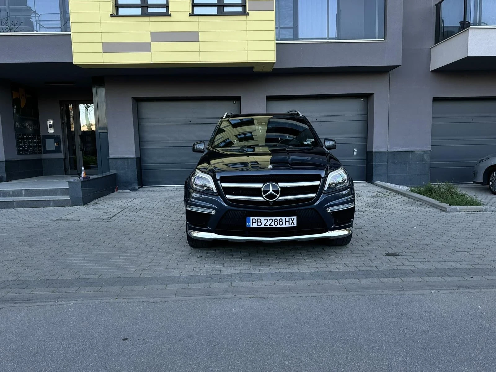 Mercedes-Benz GL 550     Mercedes-Benz GL 550 4MATIC, снимка 10 - Автомобили и джипове - 54496141