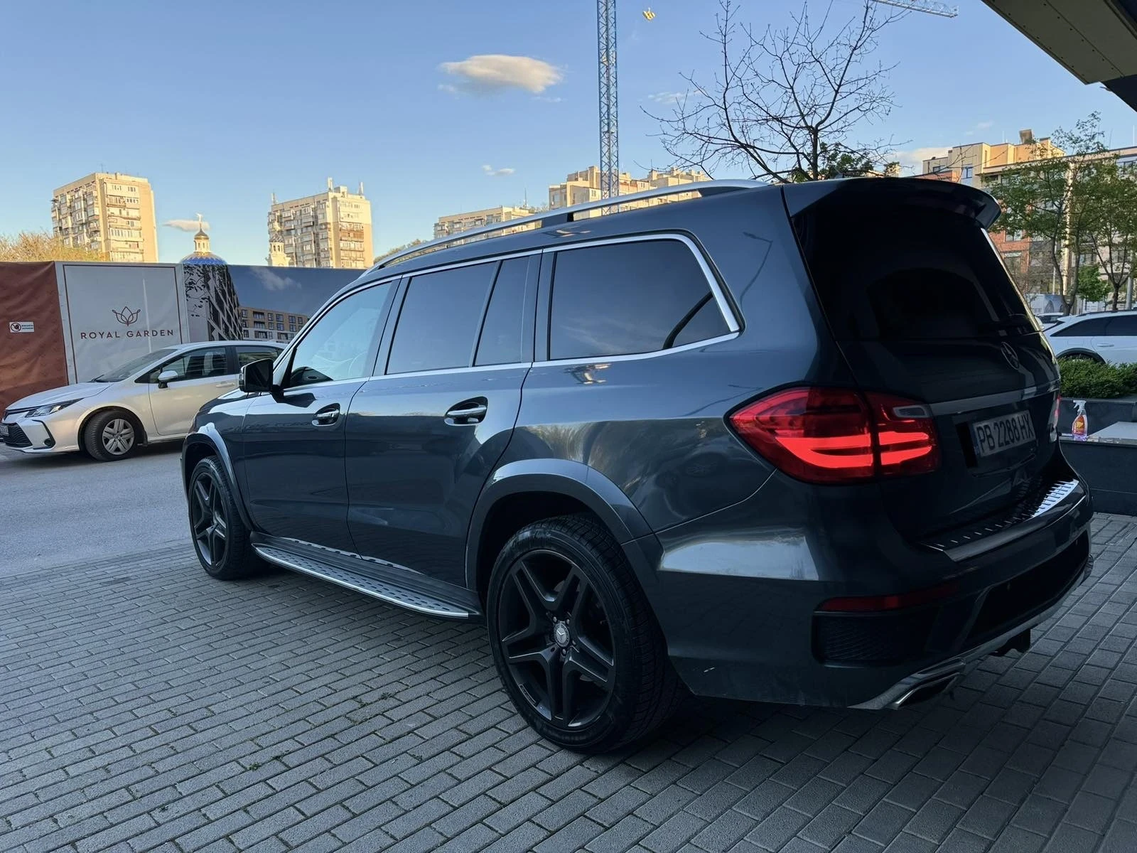 Mercedes-Benz GL 550     Mercedes-Benz GL 550 4MATIC, снимка 4 - Автомобили и джипове - 54496141