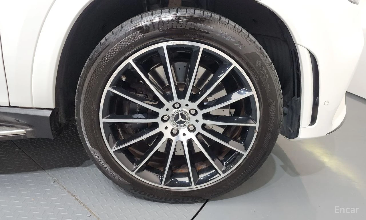 Mercedes-Benz GLE 400 d* 4MATIC* BURMESTER* ПОДГРЕВ* ОБДУХВАНЕ* НАВИГАЦИ, снимка 11 - Автомобили и джипове - 54775448
