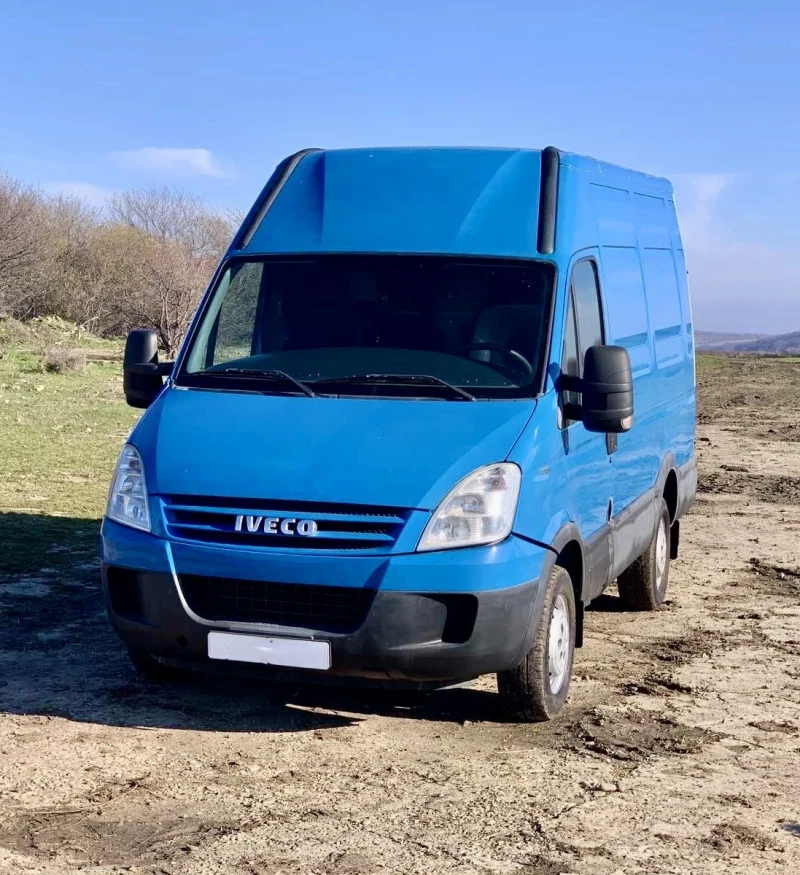 Iveco Daily  Климатик* Седалка на килограми* Сервизна история, снимка 2 - Бусове и автобуси - 52823405