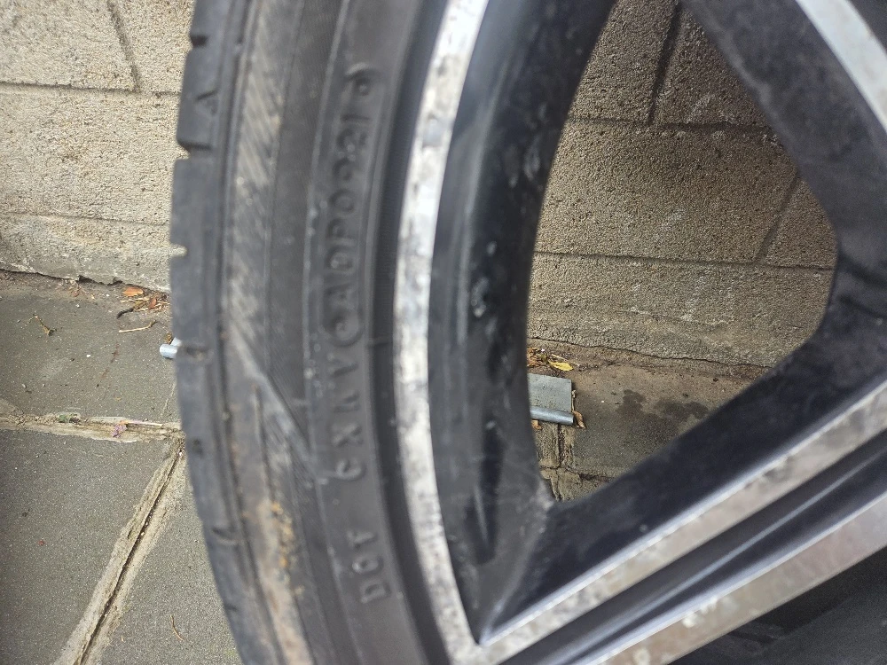    295/35R21 | Mobile.bg   2