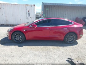 Tesla Model 3 LONG RANGE/MID RANGE/STANDARD RANGE/STANDARD RANGE, снимка 1