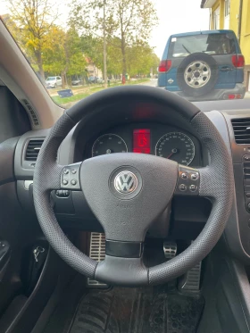 VW Golf 2.0 TDI 140 кс 6 ск, снимка 9