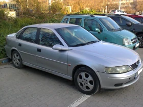 Opel Vectra 2.0 TD-82-коня* KLIMATIK* , снимка 2