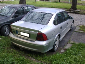 Opel Vectra 2.0 TD-82-коня* KLIMATIK* , снимка 17