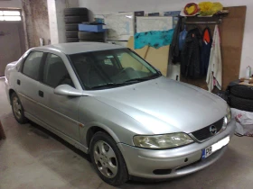 Opel Vectra 2.0 TD-82-коня* KLIMATIK* , снимка 8