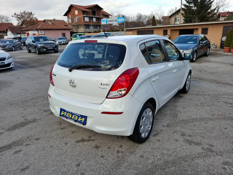 Hyundai I20 FACELIFT, снимка 16 - Автомобили и джипове - 42376313