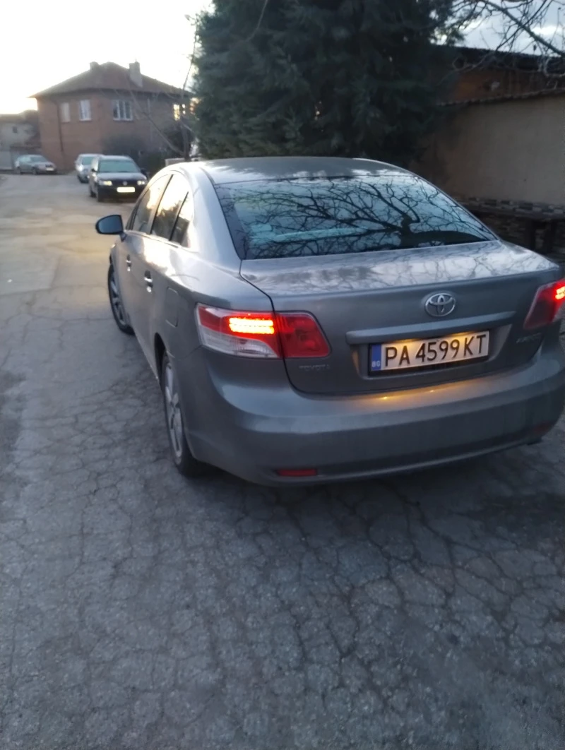 Toyota Avensis, снимка 3 - Автомобили и джипове - 45132181