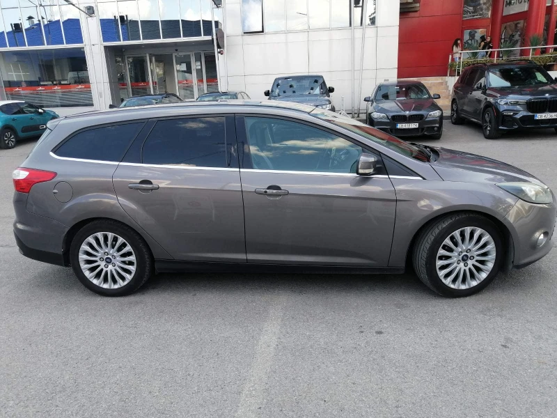 Ford Focus Газ/Бензин, снимка 4 - Автомобили и джипове - 47251607