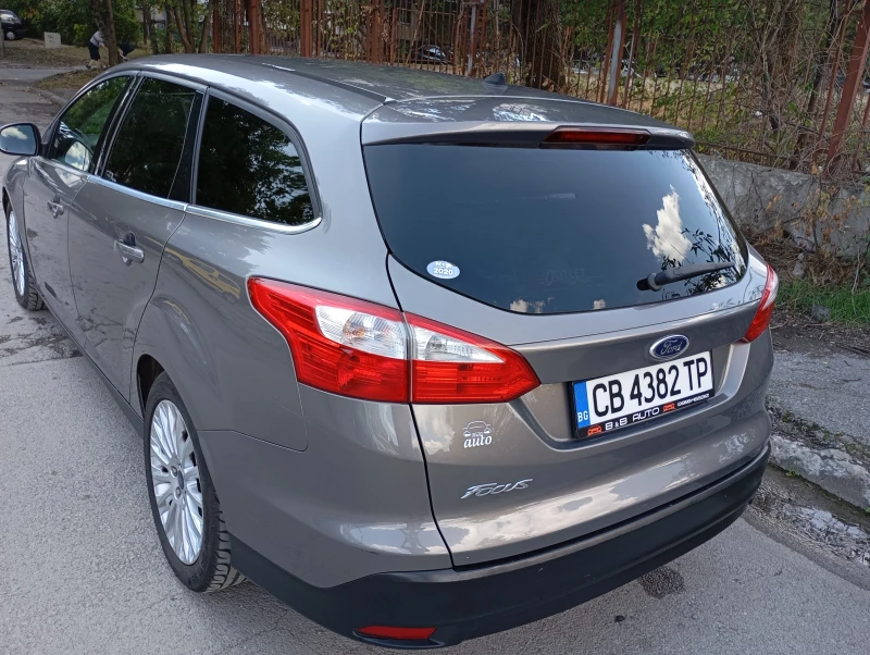 Ford Focus Газ/Бензин, снимка 14 - Автомобили и джипове - 47251607