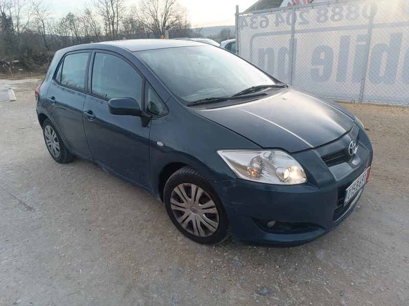 Toyota Auris 2.0 D4D, снимка 2 - Автомобили и джипове - 48421724