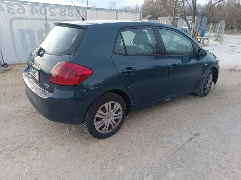 Toyota Auris 2.0 D4D, снимка 3 - Автомобили и джипове - 48421724