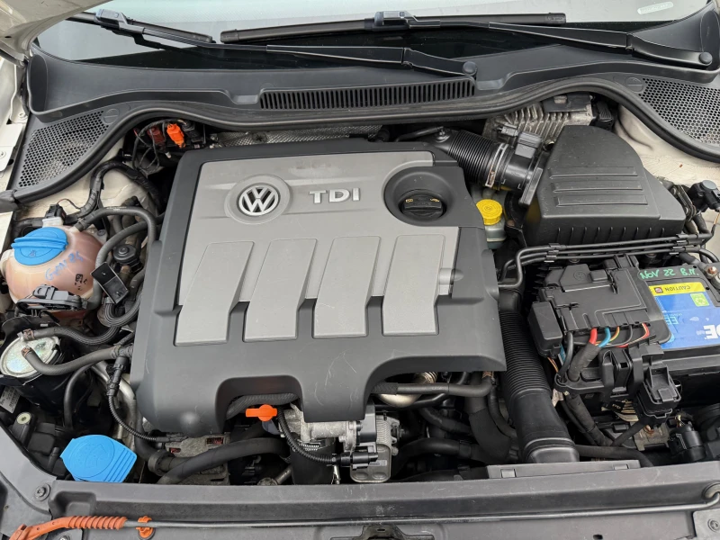 VW Polo 1.6TDI Higline.Автомат., снимка 12 - Автомобили и джипове - 48481355