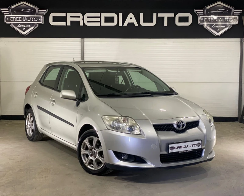 Toyota Auris 1.4 D-4D 90hp, снимка 3 - Автомобили и джипове - 51819421