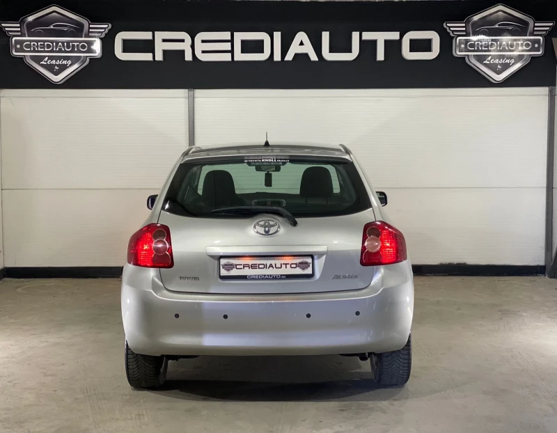 Toyota Auris 1.4 D-4D 90hp, снимка 5 - Автомобили и джипове - 51819421