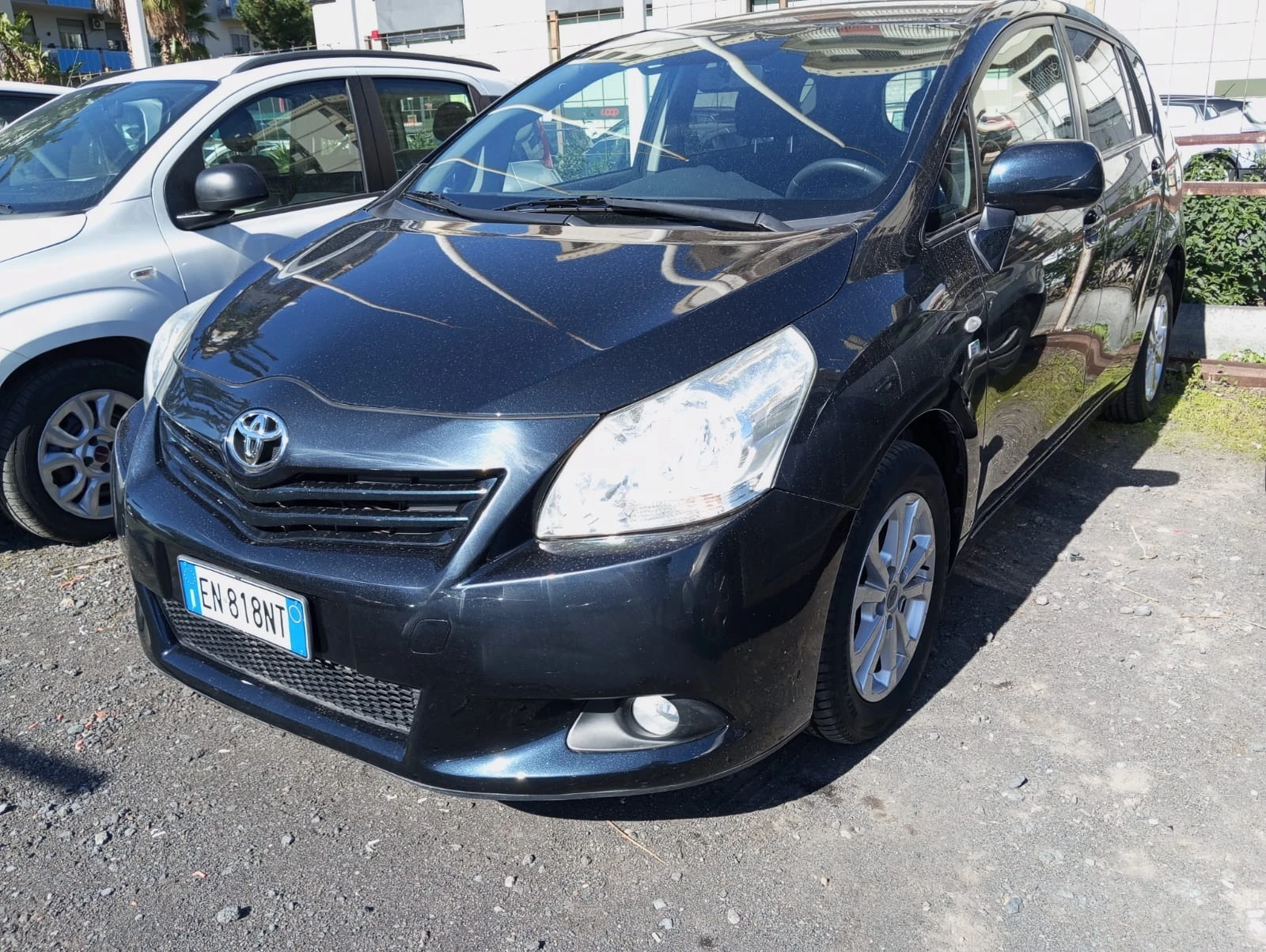 Toyota Corolla verso 2.0  2012 - изображение 2