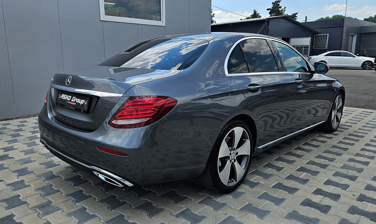 Mercedes-Benz E 350 DIGITAL/ПОДГРЕВ/DISTRON/360КАМЕРА/LANE ASSYST/BURM - изображение 5