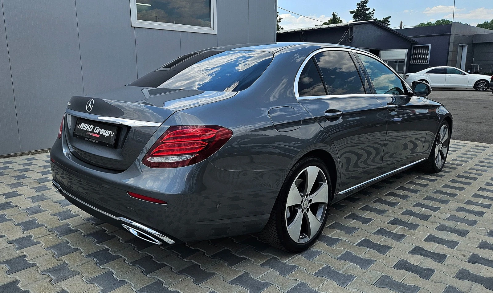 Mercedes-Benz E 350 ! DIGITAL/ПОДГРЕВ/DISTRON/360КАМЕРА/LANE ASSYST/BU - изображение 5