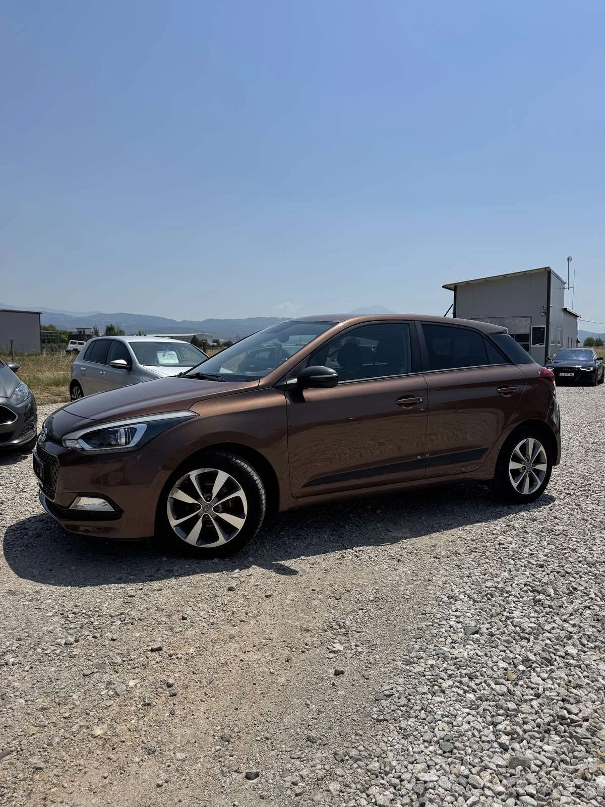 Hyundai I20 1.1CRDI - изображение 9