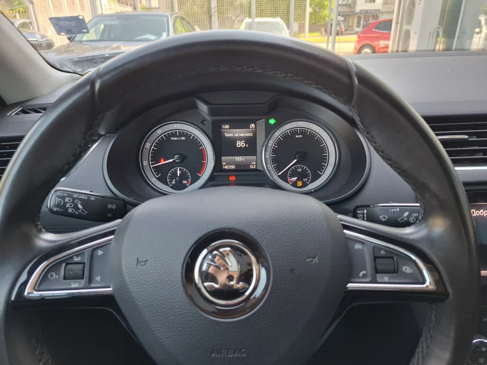 Skoda Octavia 1.4 TSI - изображение 9