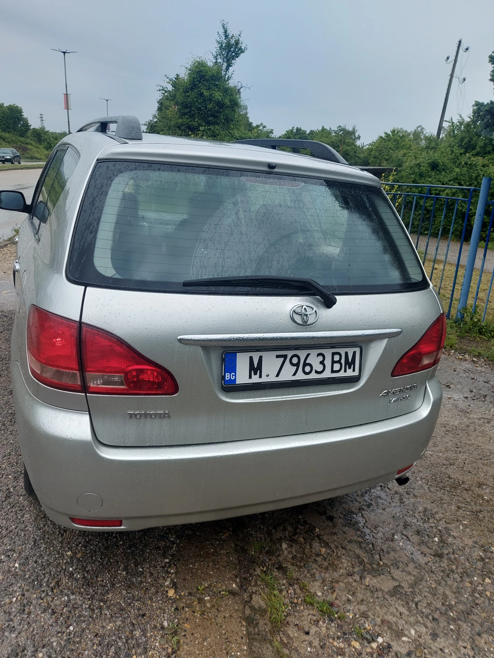 Toyota Avensis verso  - изображение 4