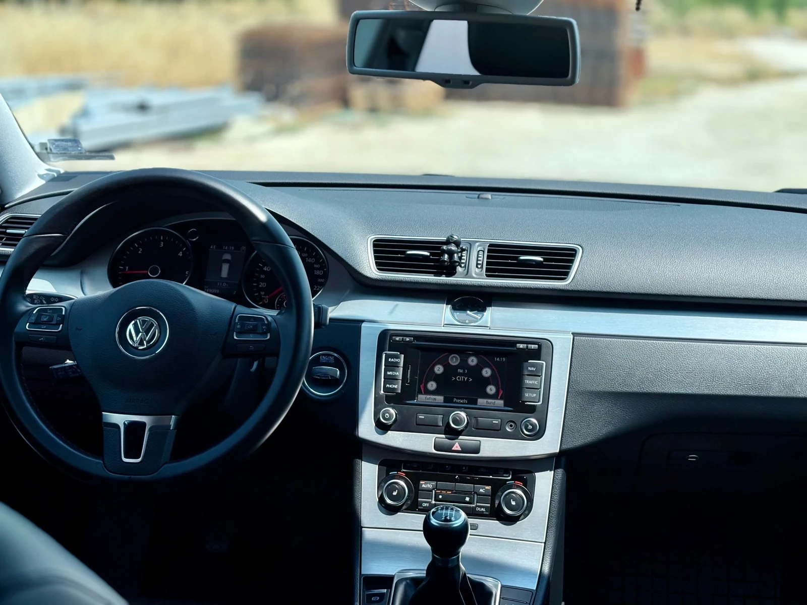 VW Passat  - изображение 7