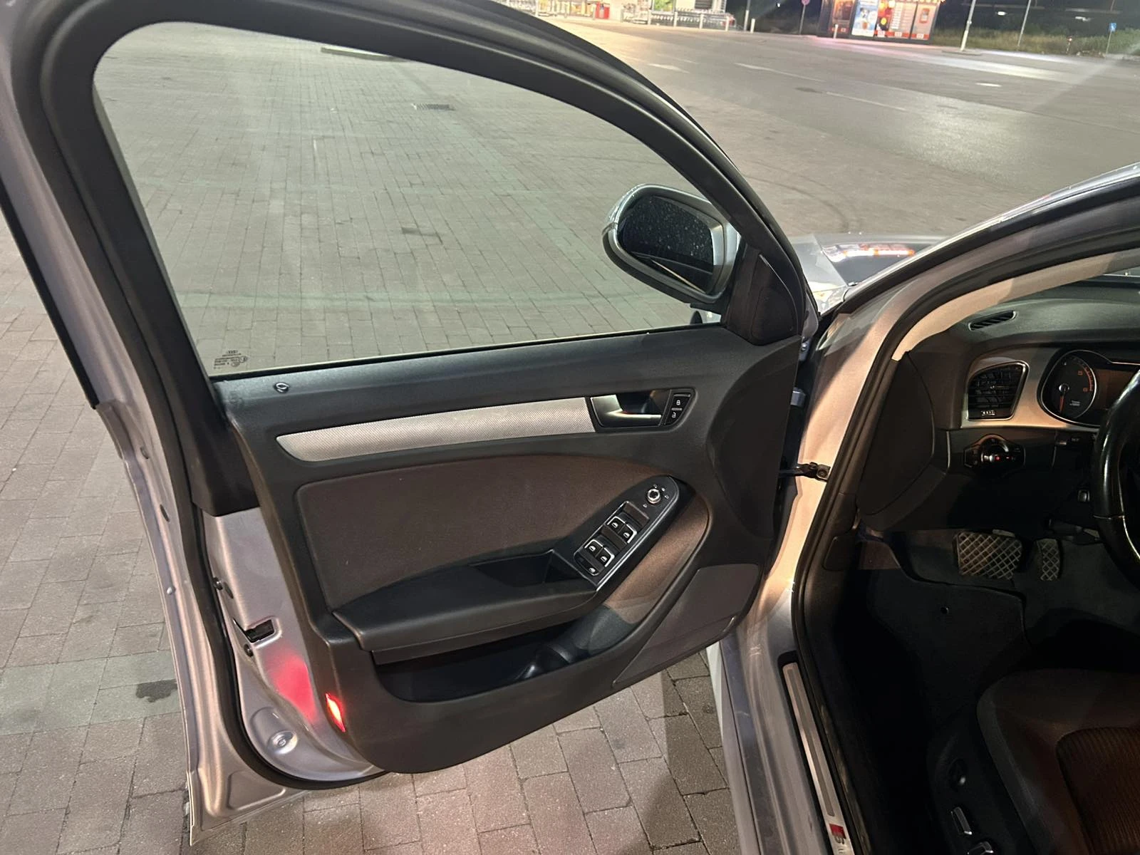 Audi A4 190 к.с. S-Line - изображение 8