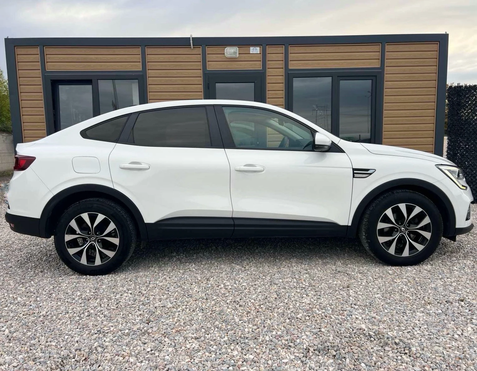 Renault Arkana 1.6 E-Tech * Full HYBRIDE * 145ch  - изображение 4