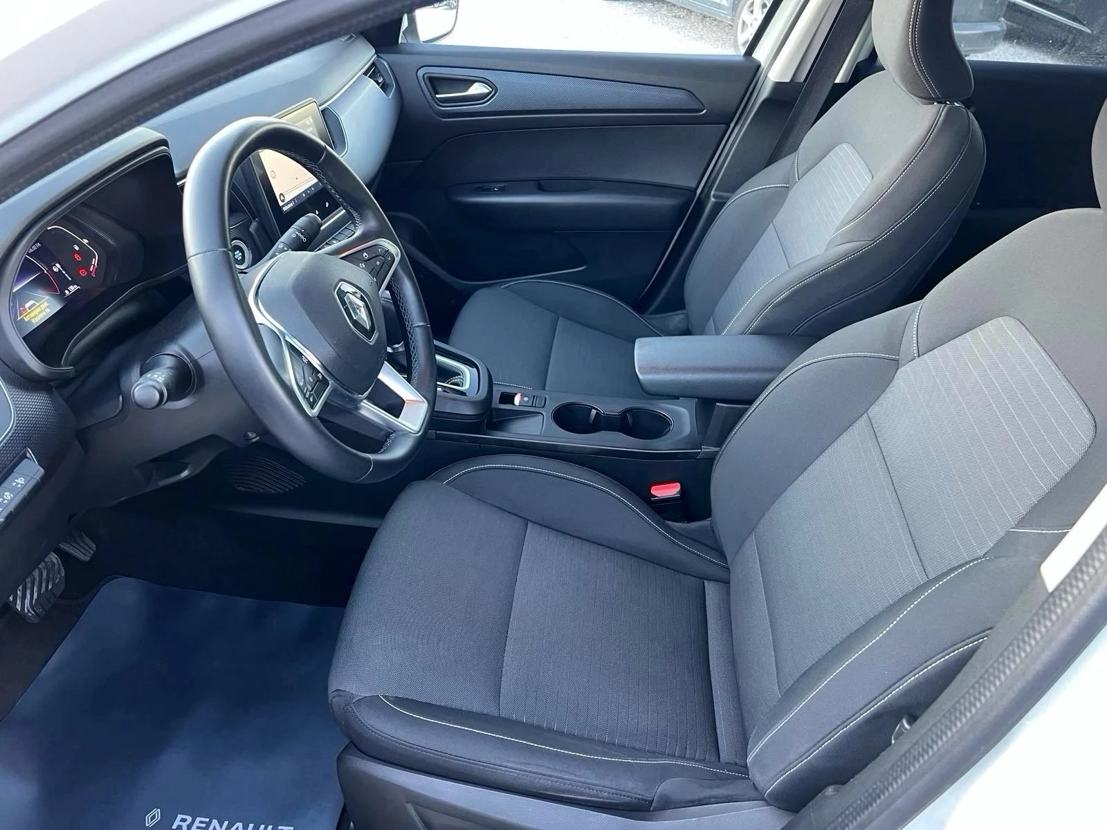 Renault Arkana 1.6 E-Tech * Full HYBRIDE * 145ch  - изображение 8