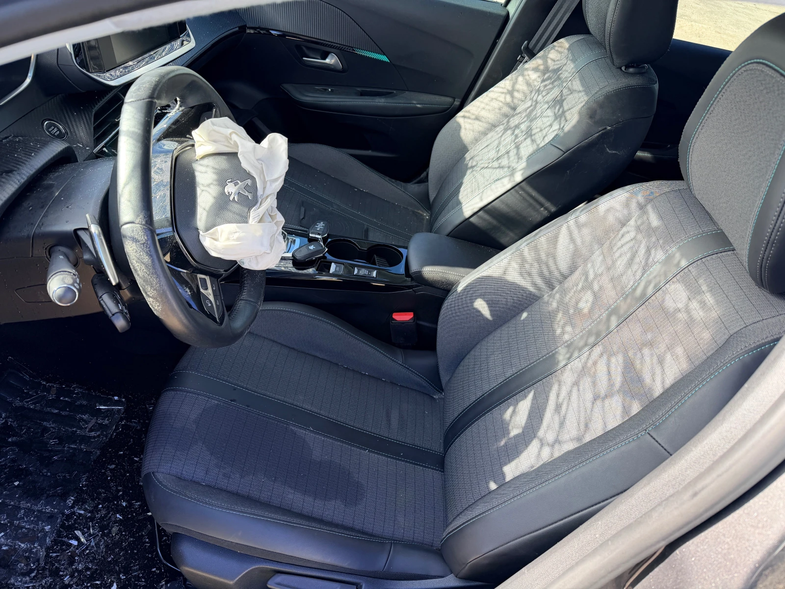 Peugeot 208 1.2 PureTech - изображение 10