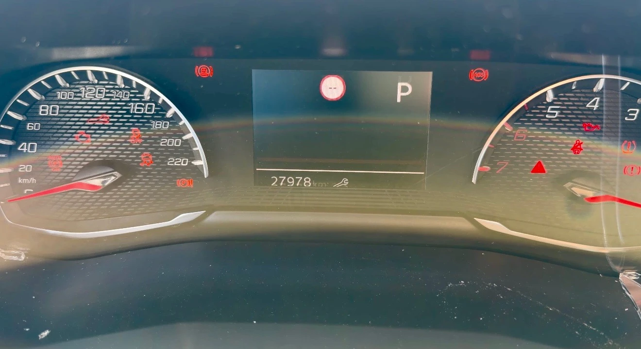 Peugeot 208 1.2 PureTech - изображение 9