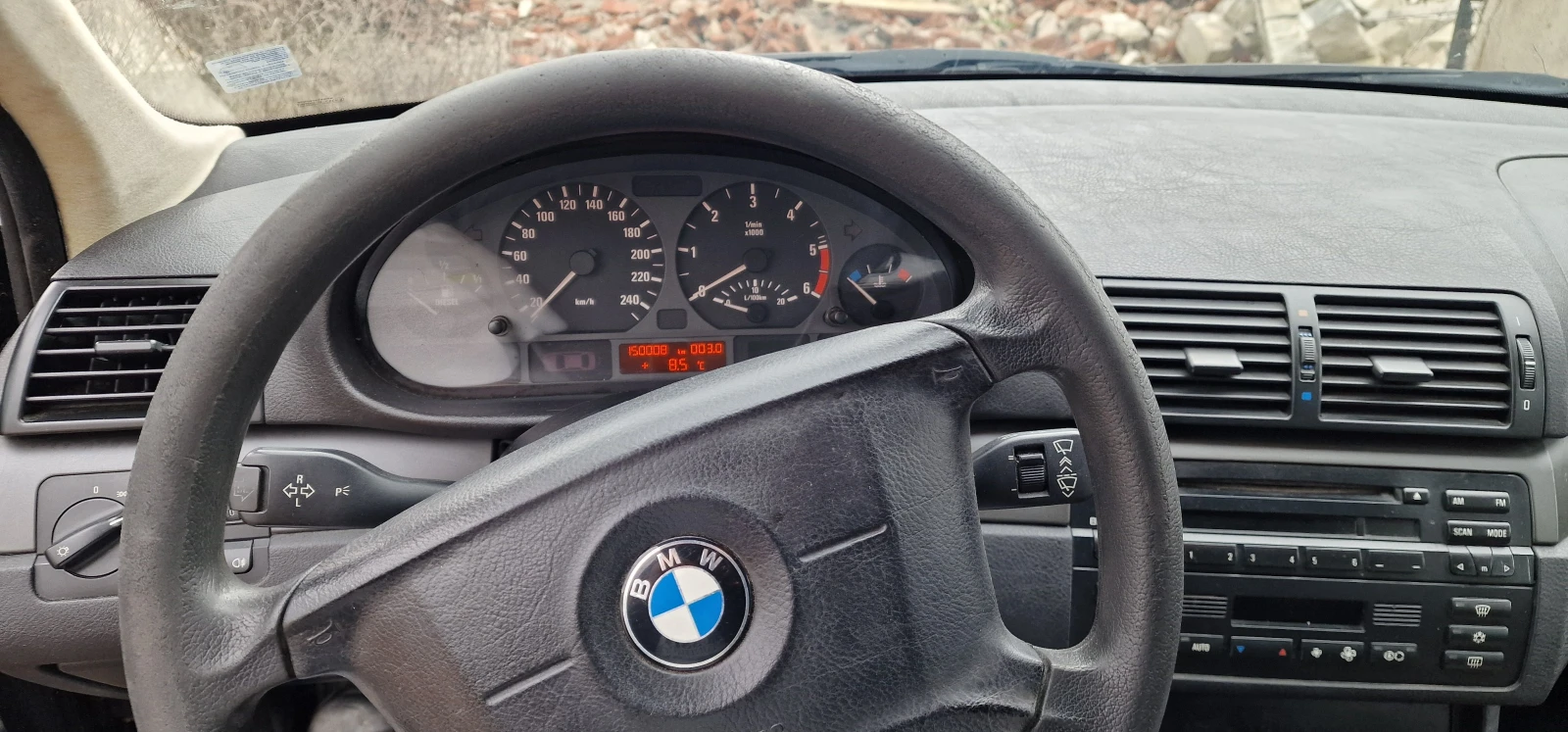 BMW 320, снимка 8 - Автомобили и джипове - 53805427