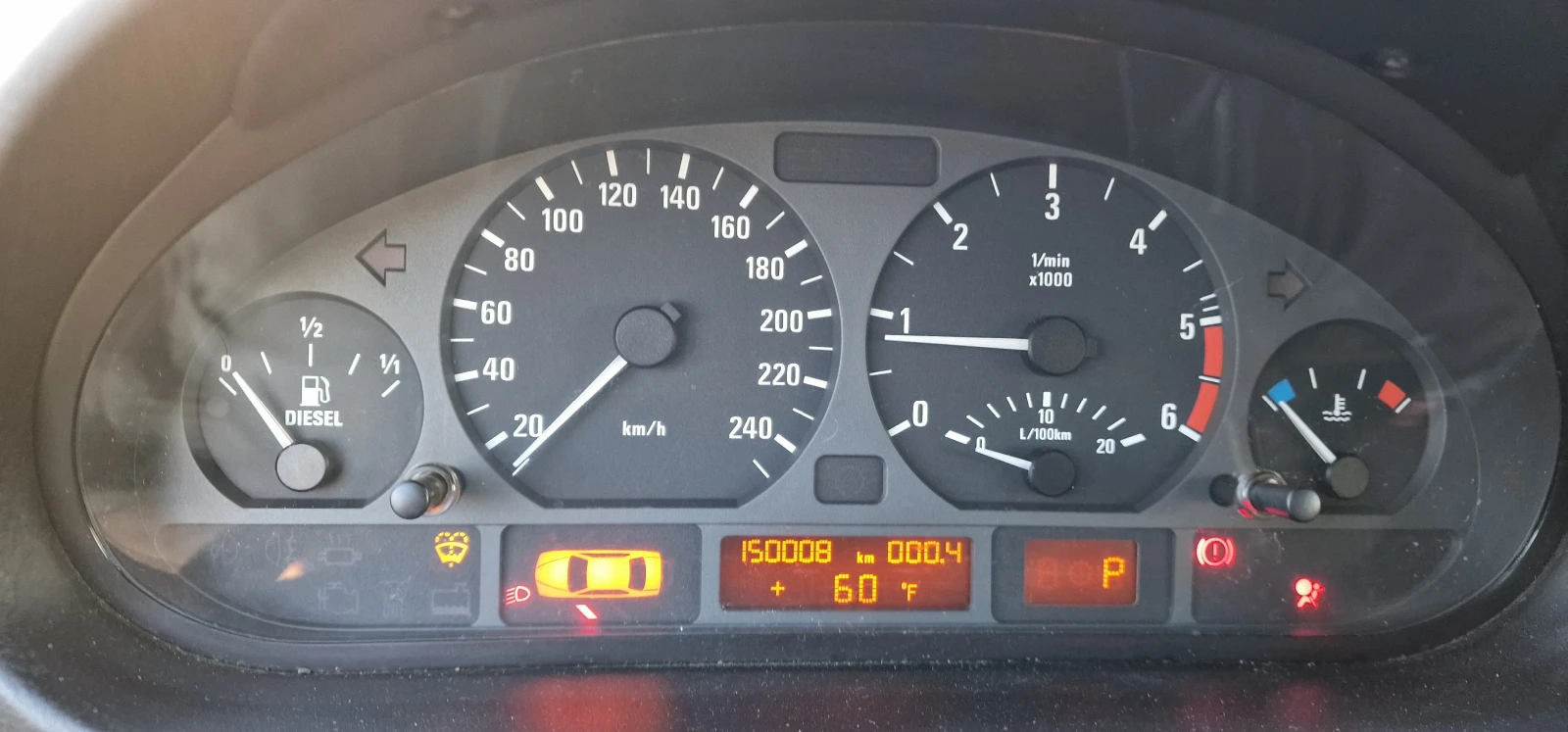 BMW 320, снимка 16 - Автомобили и джипове - 53805427