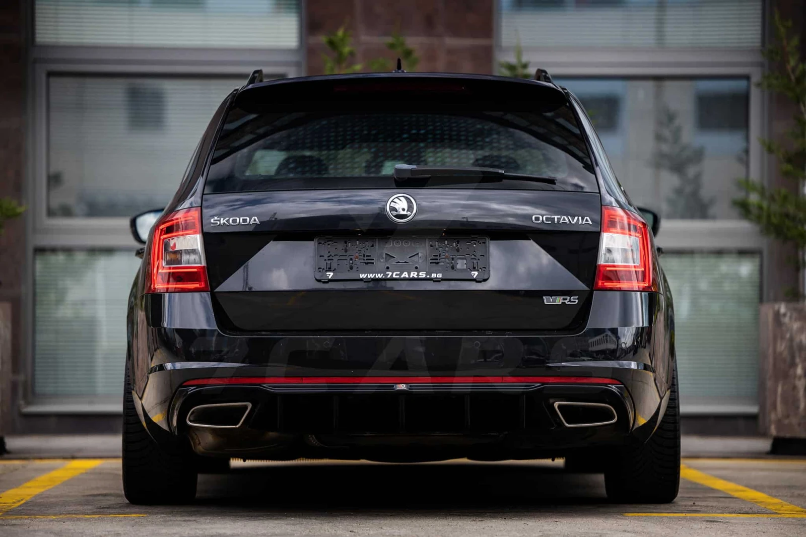 Skoda Octavia VRS* 2.0 TDI* Автомат* LED* Apple CarPlay/Android , снимка 5 - Автомобили и джипове - 54132037