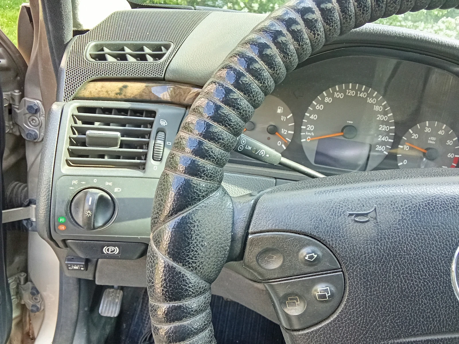 Mercedes-Benz E 240 2.6 | Mobile.bg � ����������� 3