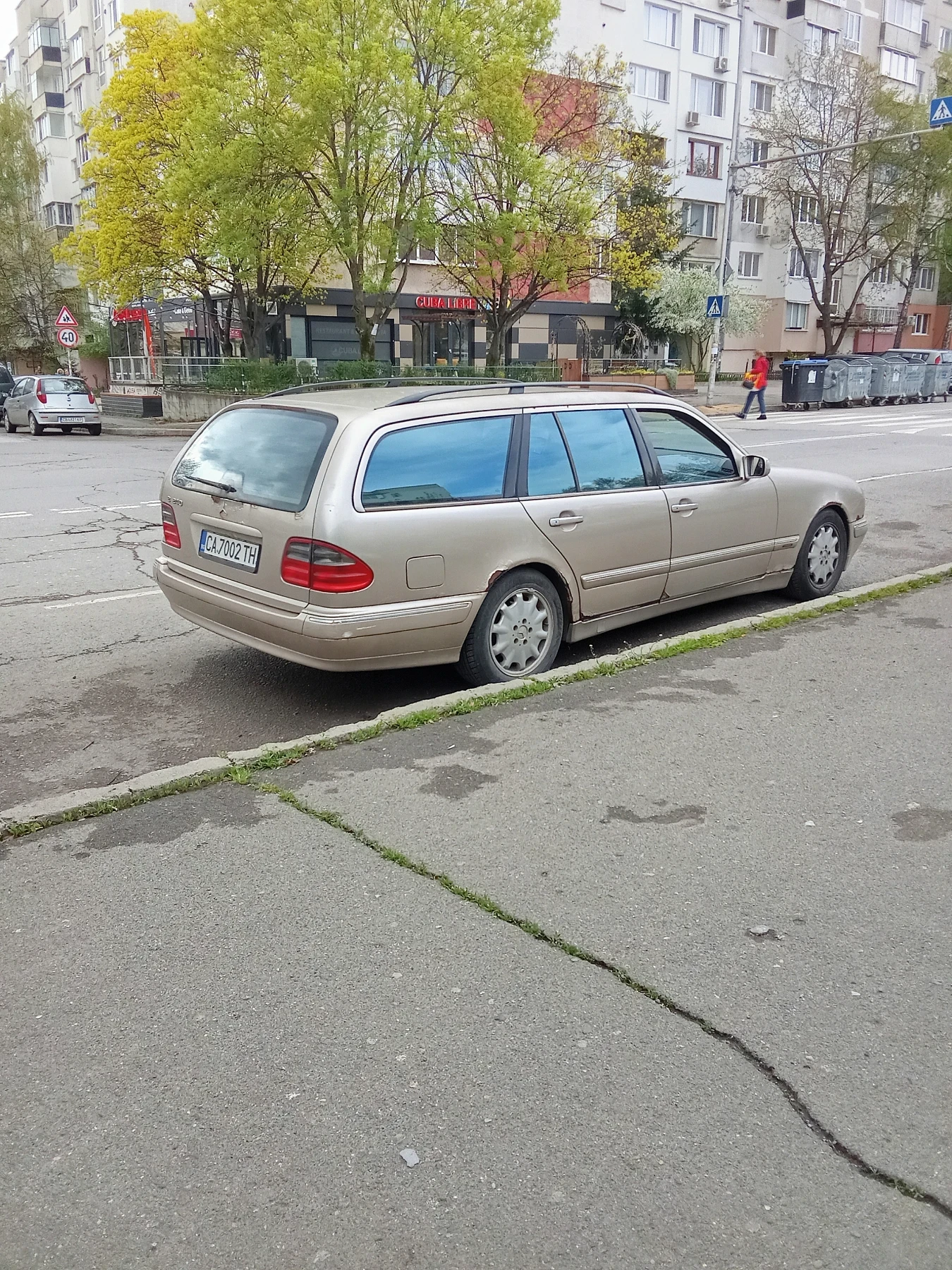 Mercedes-Benz E 240 2.6 | Mobile.bg � ����������� 5