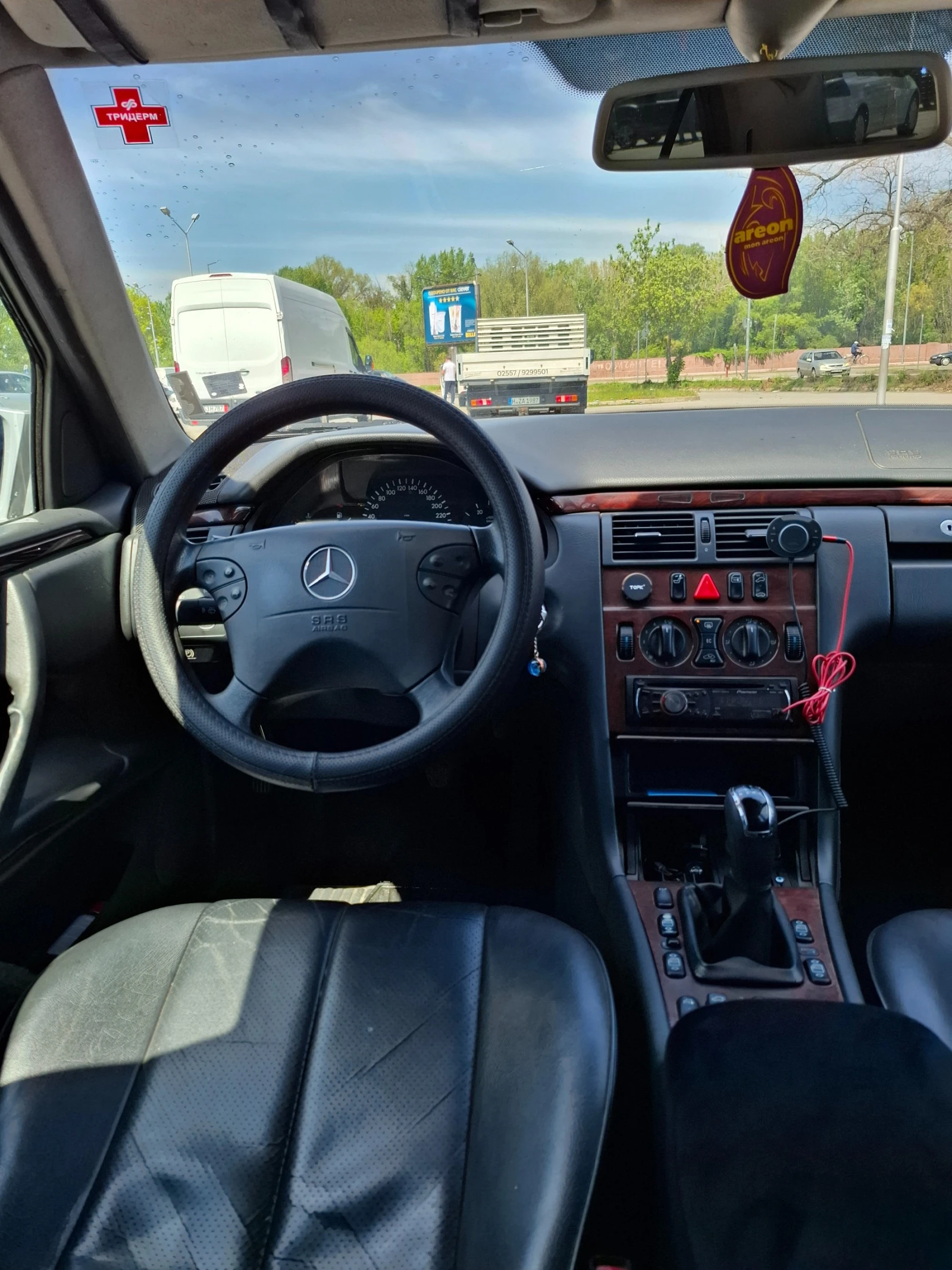 Mercedes-Benz E 220 | Mobile.bg � ����������� 12