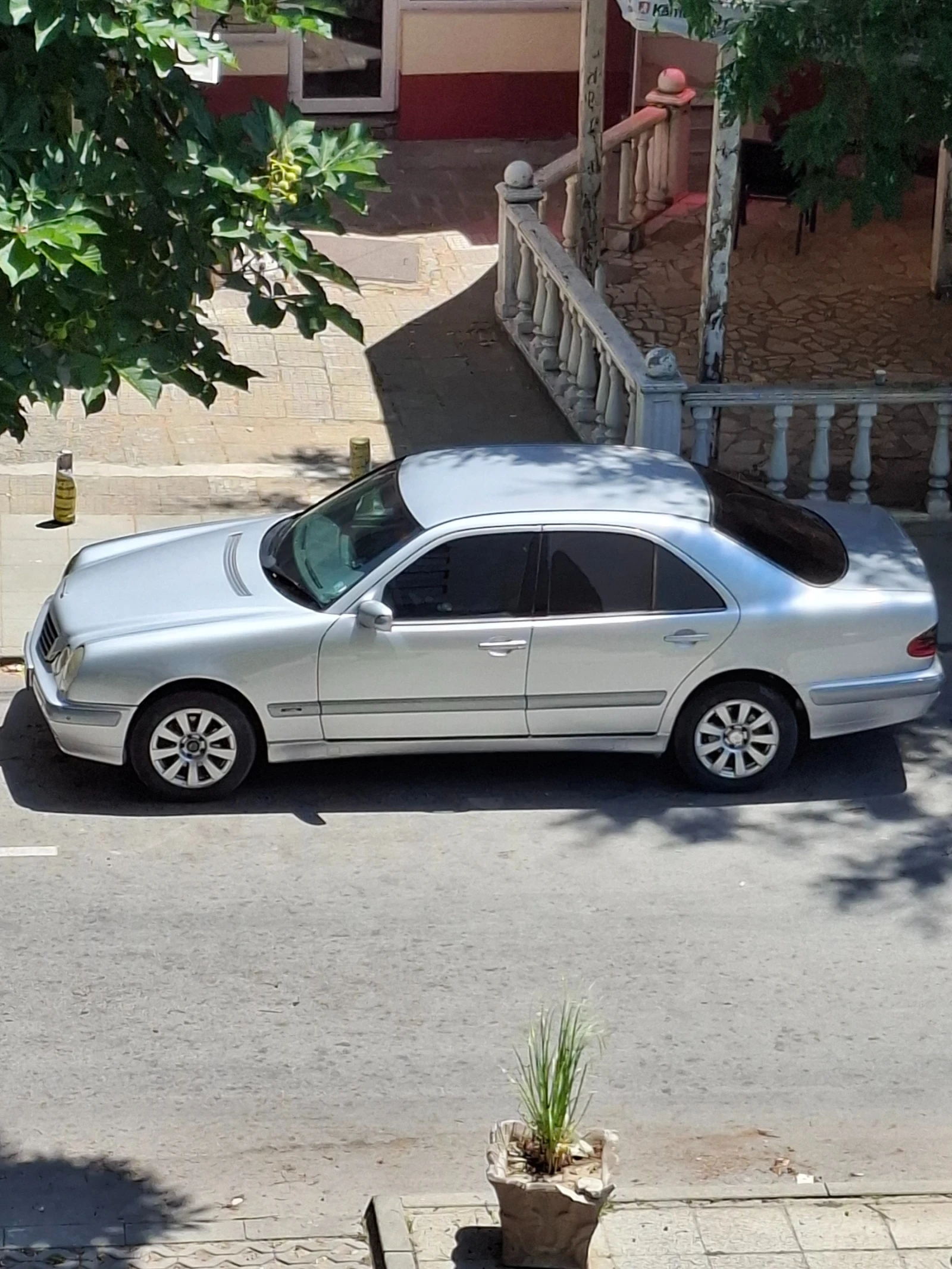 Mercedes-Benz E 220 | Mobile.bg � ����������� 8