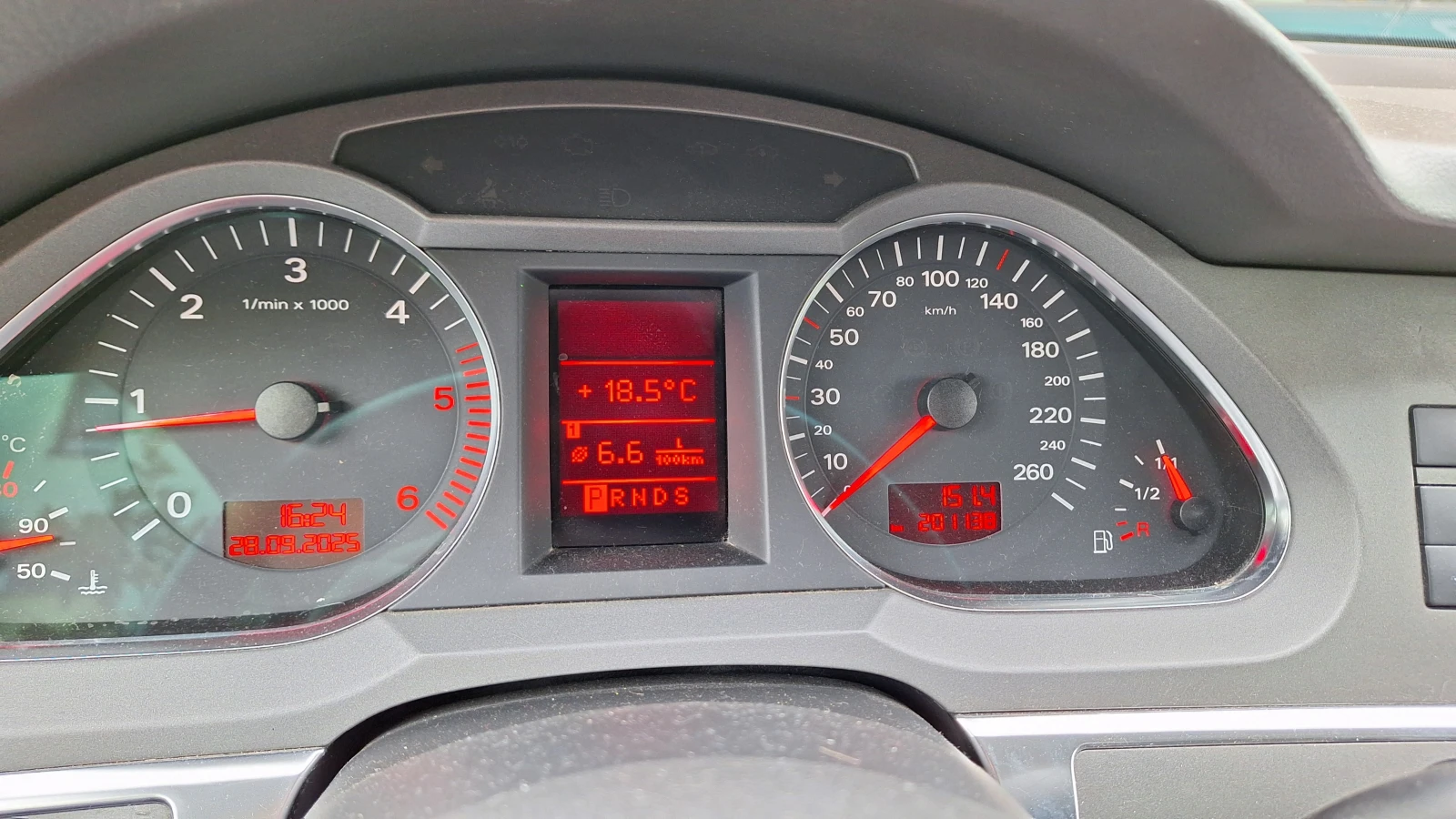 Audi A6 2.7 TDI Quattro, снимка 14 - Автомобили и джипове - 54734736