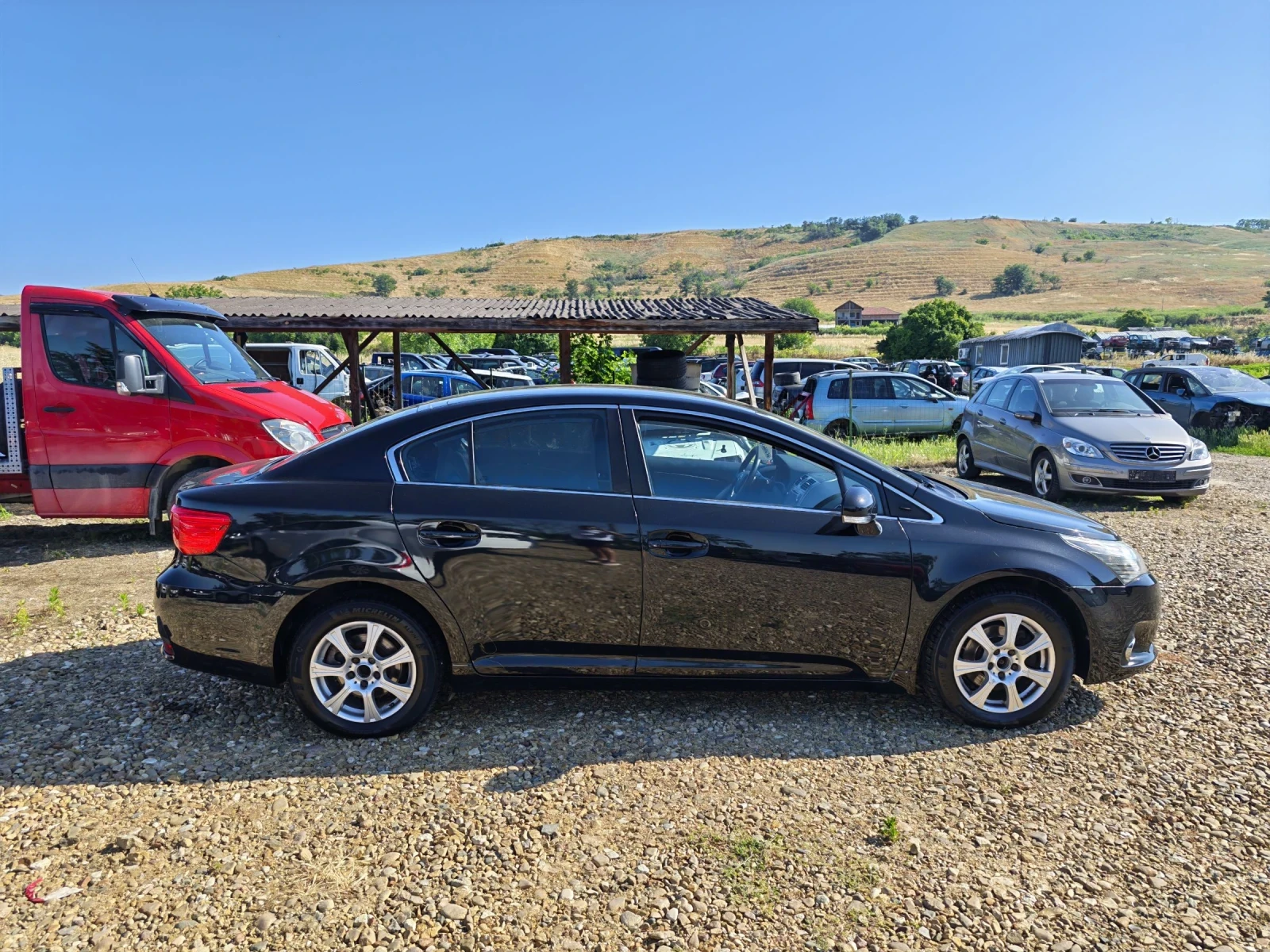 Toyota Avensis 2.0 d4d 125k. НАВИ, КОЖА, КСЕНОН, ТОП!!!, снимка 6 - Автомобили и джипове - 55034944