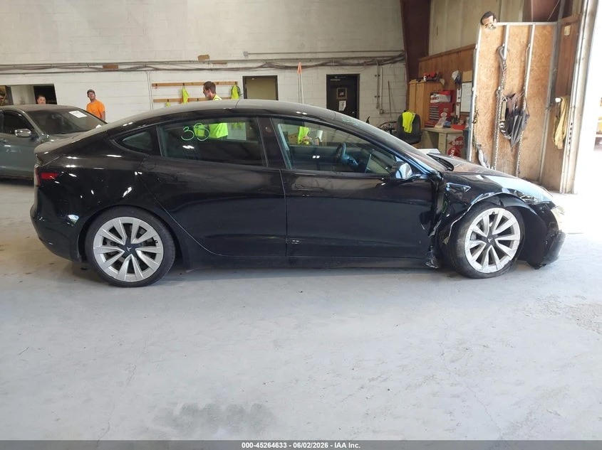 Tesla Model 3 Standard Range Plus Rear-Wheel Drive, снимка 13 - Автомобили и джипове - 55272164