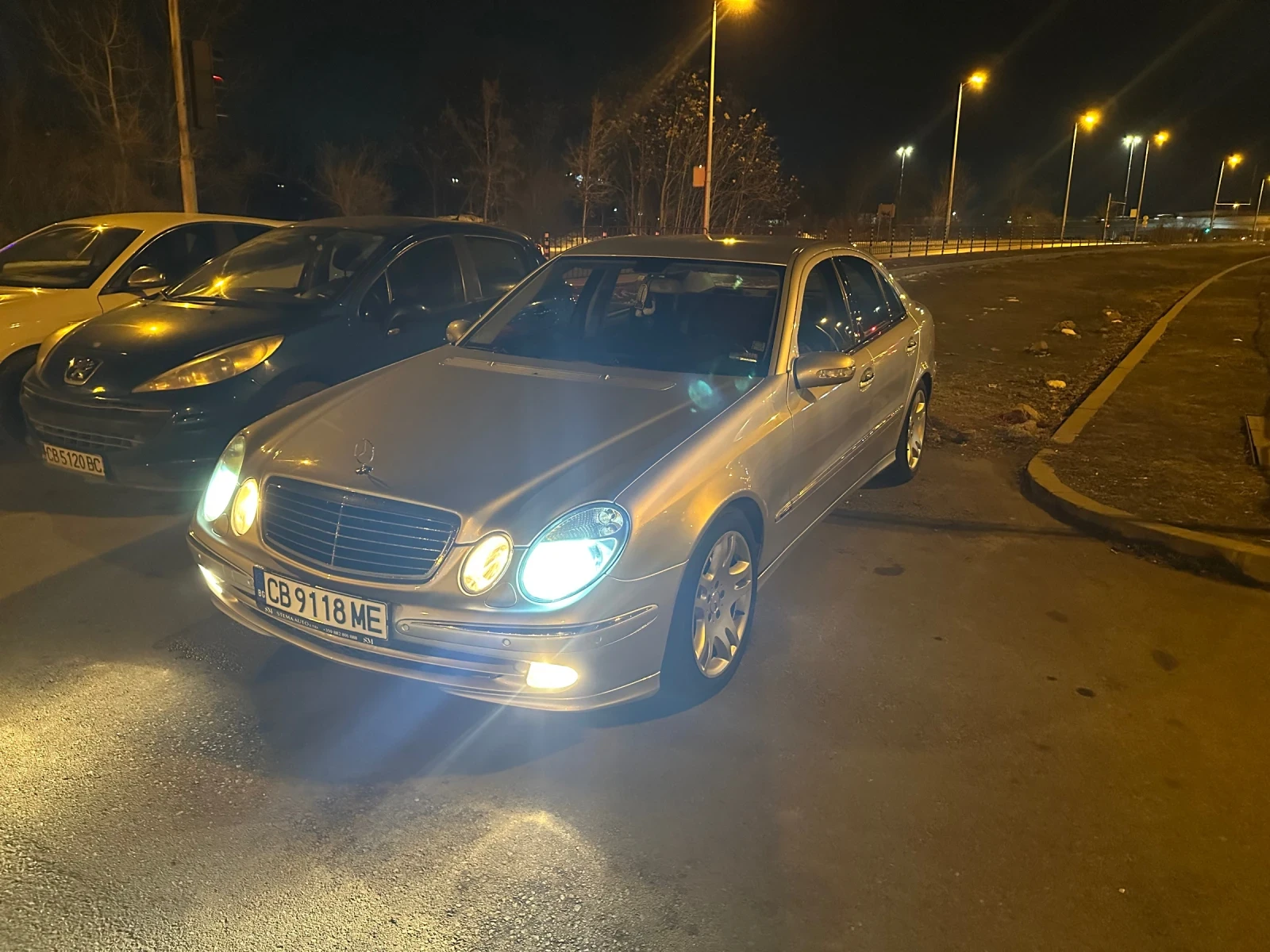 Mercedes-Benz E 280, снимка 10 - Автомобили и джипове - 55281497