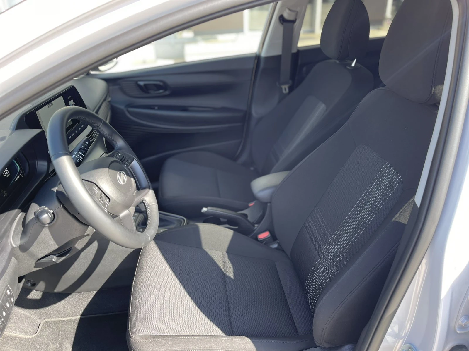 Hyundai I20 Comfort Plus 1.0 T-GDI 7DCT C421 A7G/NNB, снимка 10 - Автомобили и джипове - 55671836