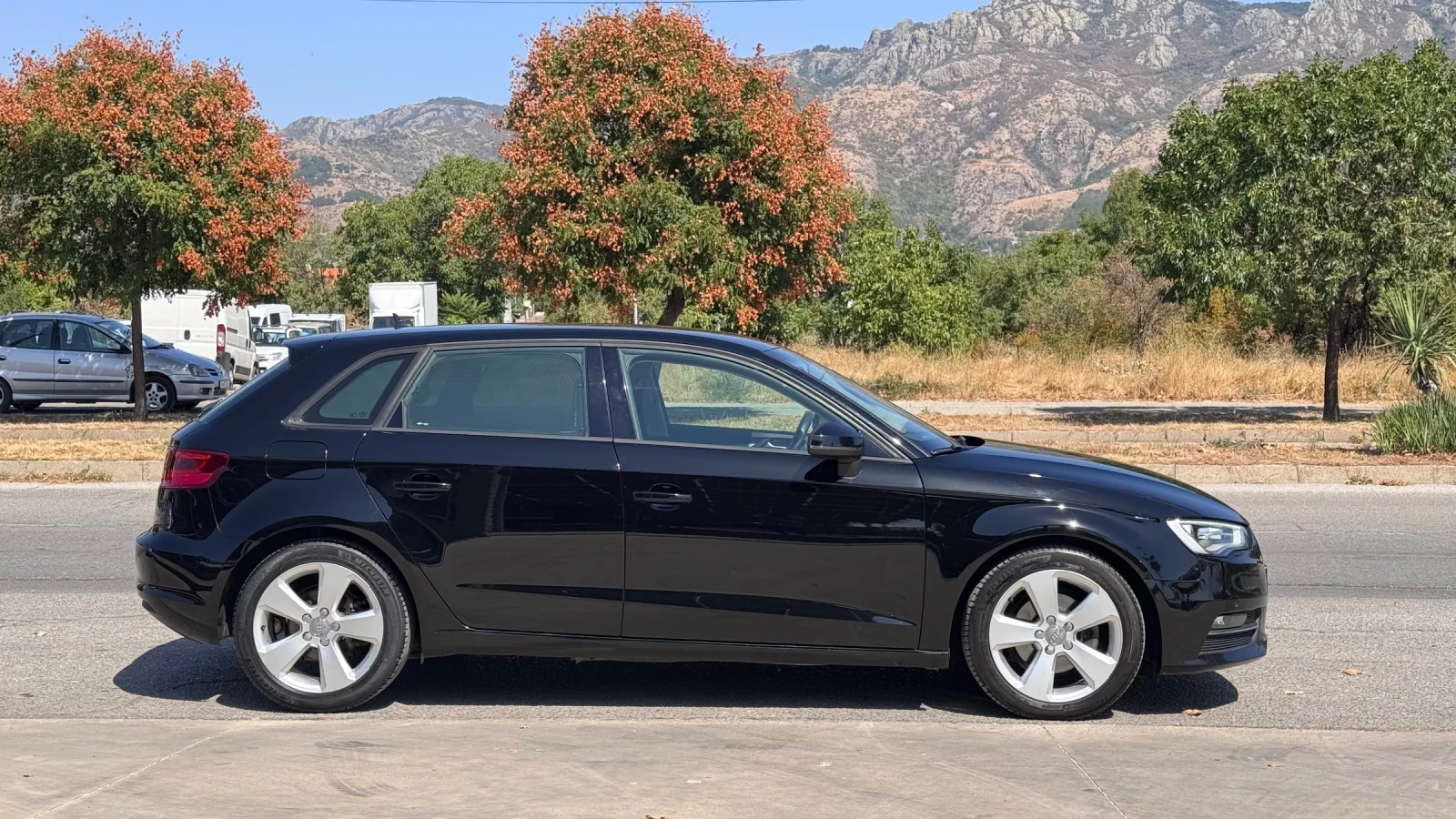 Audi A3 2.0TDI 150кс S-Tronic* Sport* DISTRONIC* , снимка 5 - Автомобили и джипове - 55812128