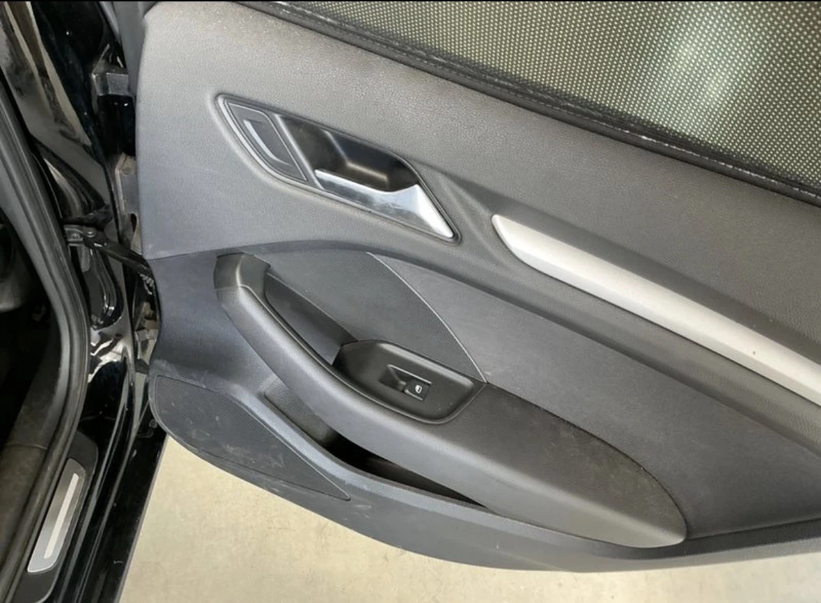 Audi A3 2.0TDI 150кс S-Tronic* Sport* DISTRONIC* , снимка 10 - Автомобили и джипове - 55812128