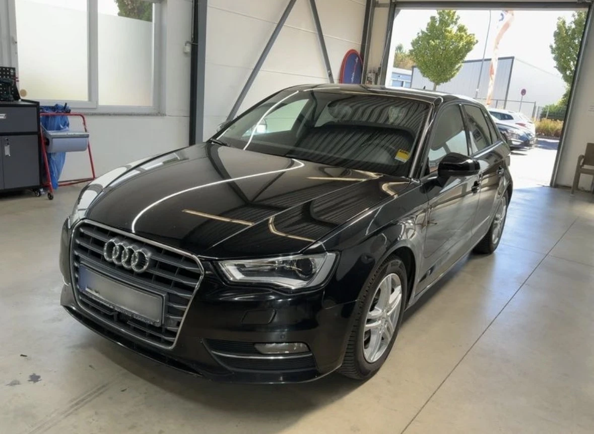 Audi A3 2.0TDI 150кс S-Tronic* Sport* DISTRONIC* 