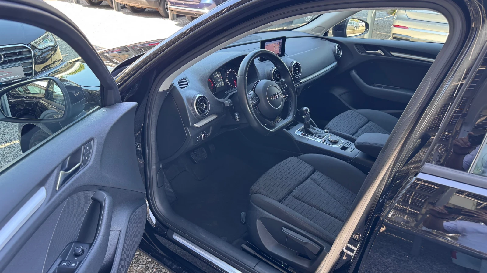 Audi A3 2.0TDI 150кс S-Tronic* Sport* DISTRONIC* , снимка 11 - Автомобили и джипове - 55812128