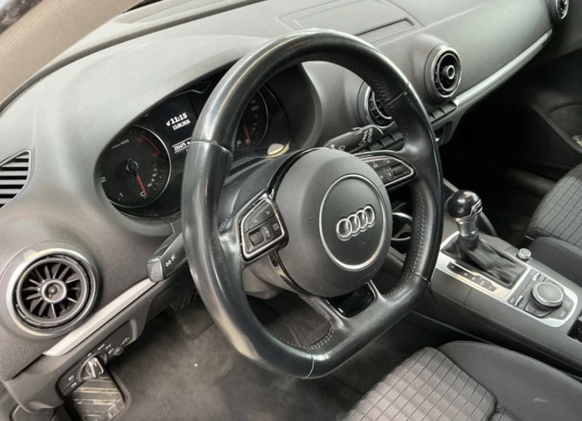Audi A3 2.0TDI 150кс S-Tronic* Sport* DISTRONIC* , снимка 7 - Автомобили и джипове - 55812128
