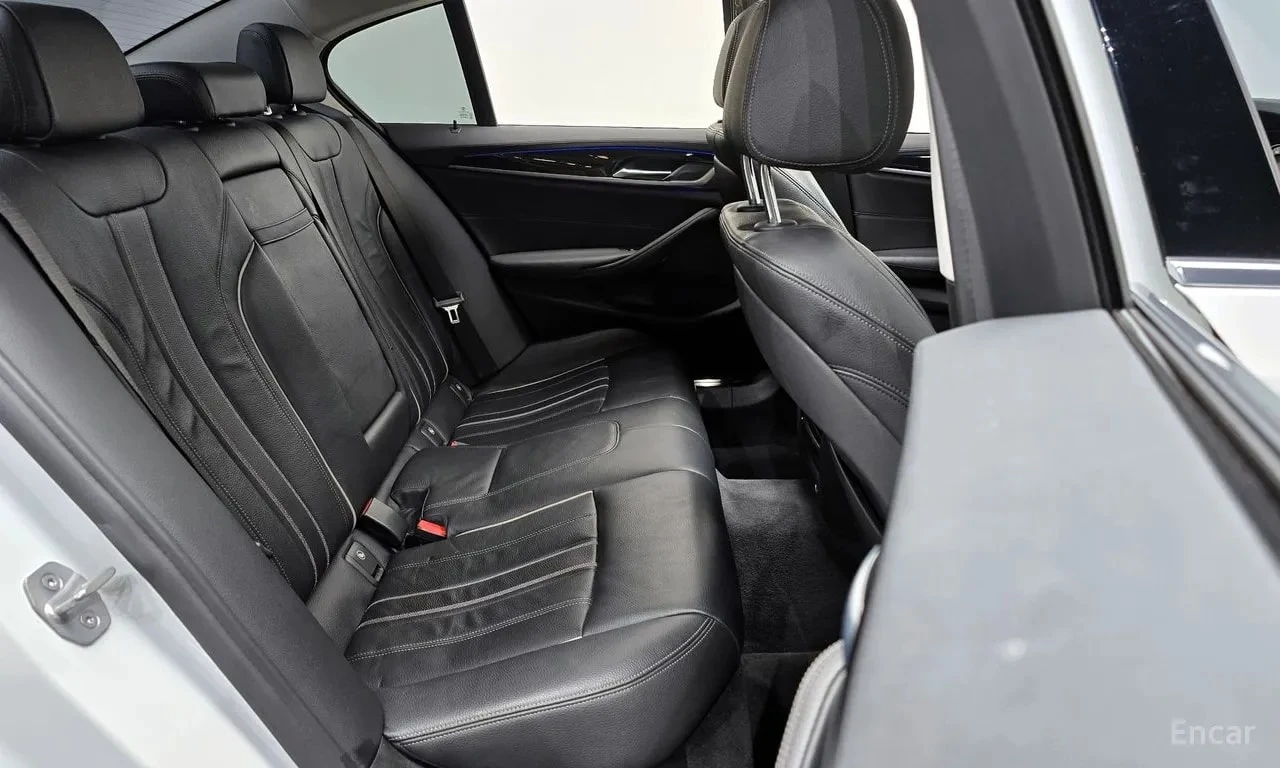 BMW 520 * АВТОКРЕДИТ БЕЗ ПЪРВОНАЧАЛНА ВНОСКА, снимка 12 - Автомобили и джипове - 56118274